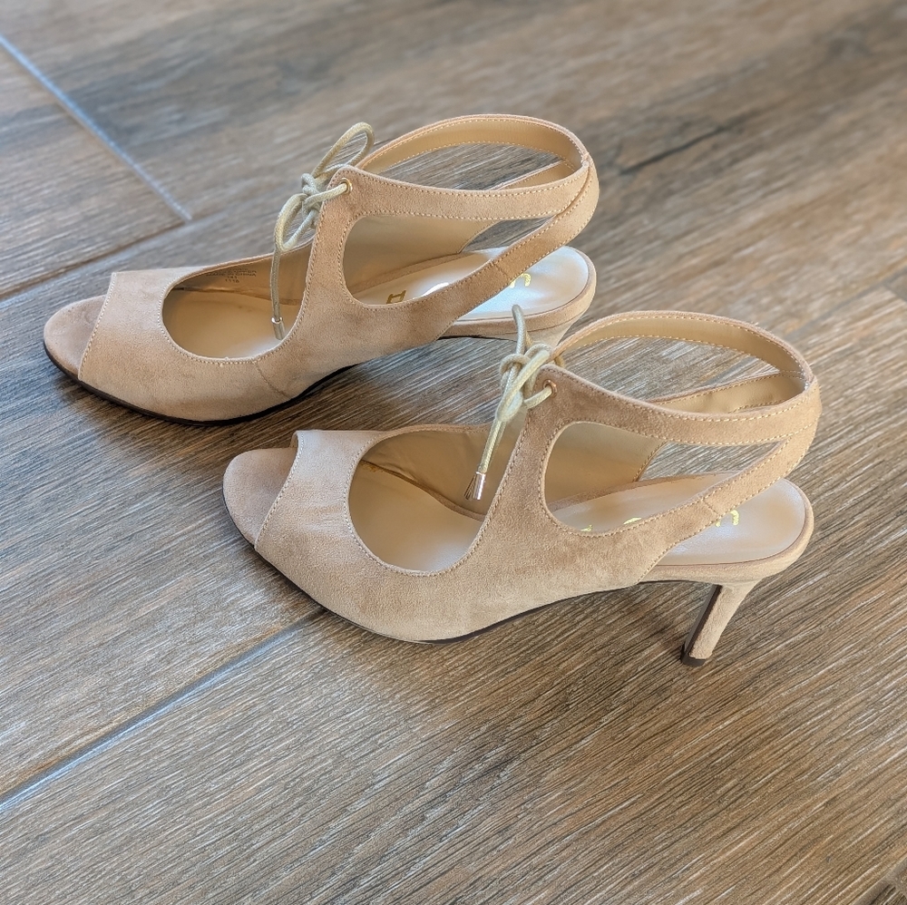 Open toe, sling back, beige suede pump